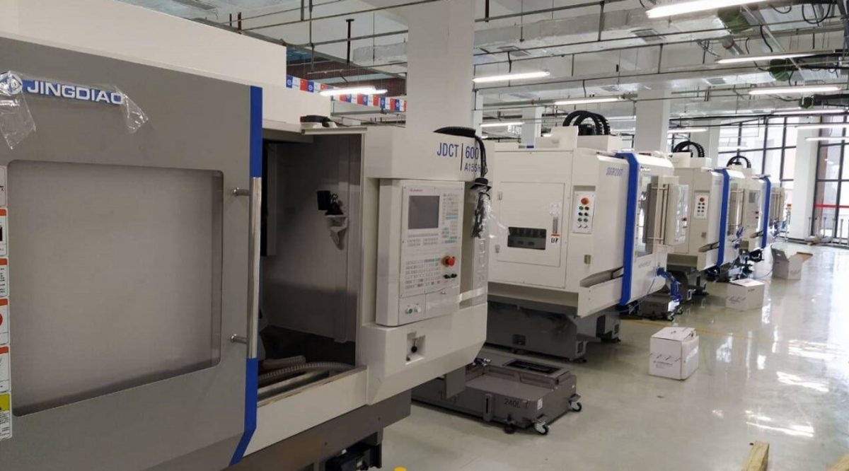 24122025006 JDR500 Китайский сверхточный обрабатывающий центр с ЧПУ, бренда Beijing Jingdiao, состояние БУ